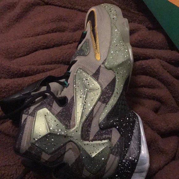 LeBron XIII AS Alligator Black Multi Color - Picture 5 of 6